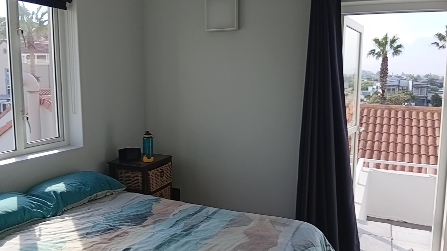 3 Bedroom Property for Sale in Harbour Island Western Cape